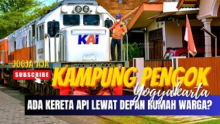 Download lagu RAIL FANS MUST COME HERE❗❗ PENGOK RAILWAY VILLAGE IS ONLY 10 MINUTES FROM TUGU YOGYAKARTA STATION mp3