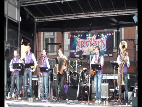 Gruppe AUSZEIT live Kern Buam Medly