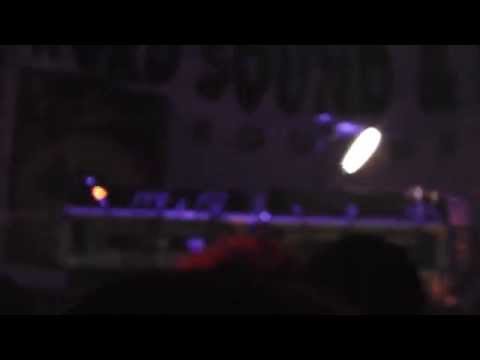 8 king alpha : paris dub station 34