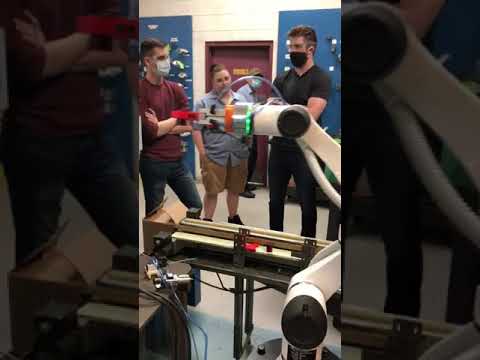 Picking and Place on the conveyor belt with Han's Elfin collaborative Robot!
