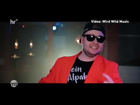 Tommy Fieber mit "Mein Alpaka" bei "Maintower" im HR-Fernsehen. Sendung vom 29.01.2024