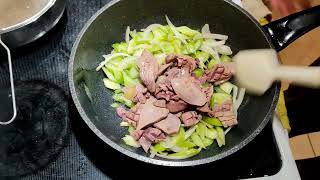 Authentic Chinese Food  Pork Kidney Soup and Stirred Fried 猪腰汤跟炒猪腰）