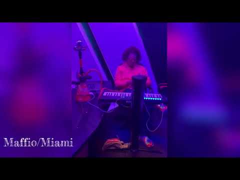 Universo desAMORfosis: Thalia Feat. Maffio - No Te Vi.