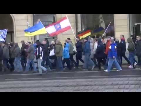 PEGIDA 06.04.15 Dresden Spaziergang