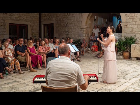 Put oko Svijeta s Anom Opačak