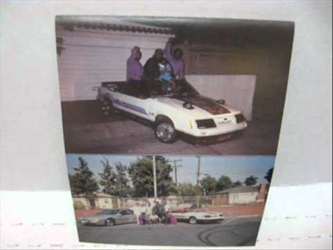 29. Watts Town Criminals - Watts Da Happs - Grape Street Crips