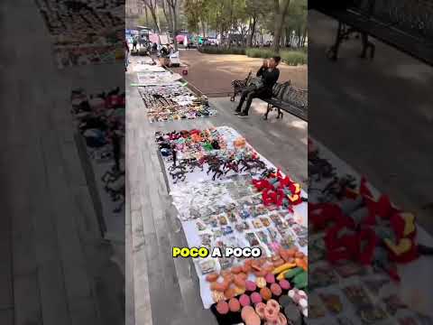 Continúa la presencia de ambulantes en la Alameda; el Zócalo limpio de comerciantes