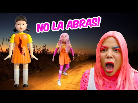 I OPENED THE SQUID GAMES DOLL 😱 *chuky barbie got angry*