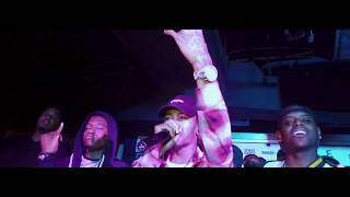 YUNG BOOKE  SOCIAL DISTANCING