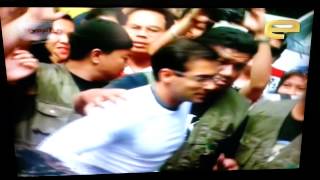 Download lagu Salman Khan visiting Malaysia - report on Melodi TV3 August 1999 mp3