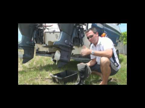 How to change outboard yamaha motor gearbox oil