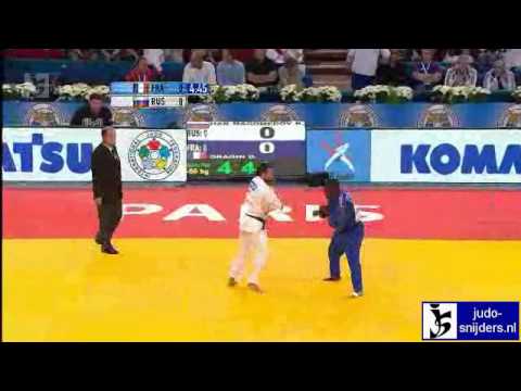Judo 2011 World Championships Teams Paris: Magomedov (RUS) - Dragin (FRA) [-66kg]