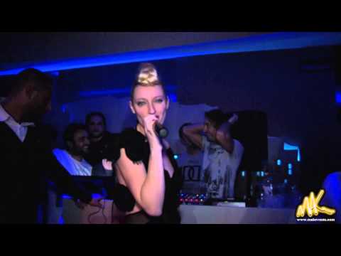 SUNDAY REVOLUTION - special voice - ANIA J - 25 Novembre 2012