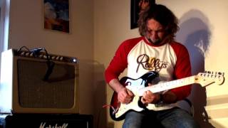 Video thumbnail for 2013 Fender American Standard Stratocaster + Tone King Imperial 20th Anniversary by rollysguitars