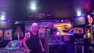 I'm Between Two Worlds