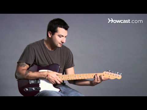 How to Play a B Minor Barre Chord | Guitar Lessons