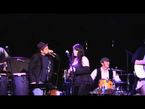 Liz Frame and the Kickers "(She's Gonna) Make You Bleed"