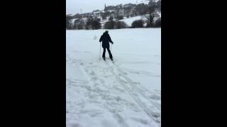 preview picture of video 'Gaynor skiing in portland park'