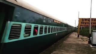 preview picture of video 'Trivandrum Guwahati Express in angry mood!'