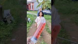 Download lagu Sharing large and small syringes, Syifa is not afraid #shorts mp3