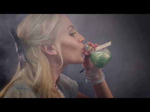 Alice in Wonderland Live Trailer