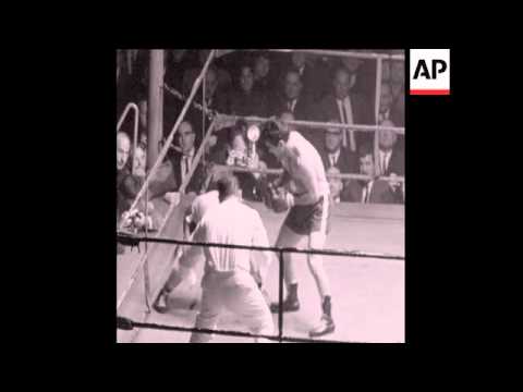 CAN334 LASZLO PAPP MIDDLEWEIGHT FIGHT AGAINST MICK LEAHY