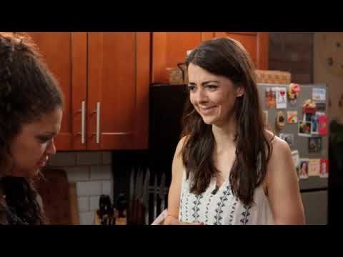 As The Food Turns with Carmen Lynch!