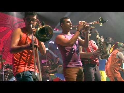 Los Ajenos feat. Club Atlético Carnaval - Pamela Chu (En Vivo)