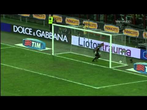Milan - Genoa 1 - 0 (25.09.2010) Highlights [High Quality]