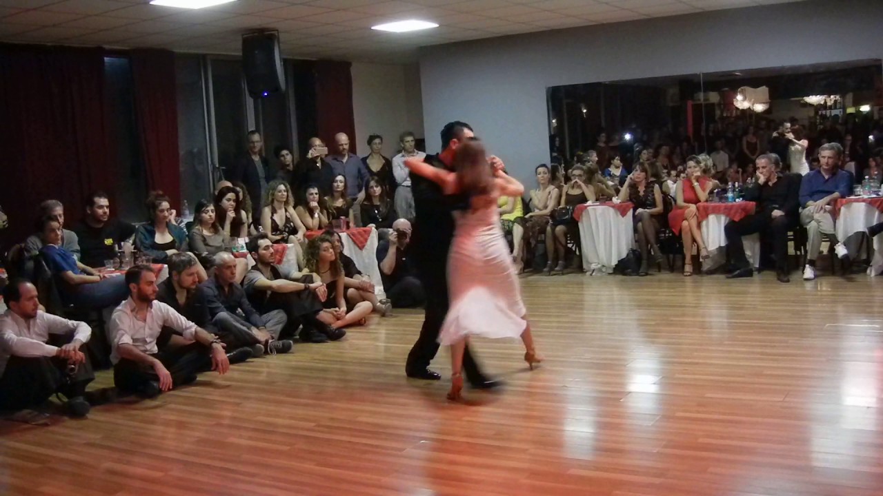 Esibizione di Luca Morale​ e Francesca Santangelo​ in Corazon di Di Sarli - Winter Tango