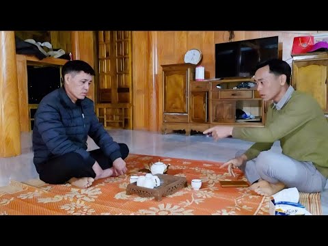 Suspecting the stranger was the baby's father, Bao went to talk to Xinh's father.