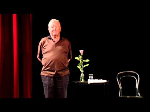 Mies joka kieltäytyi käyttämästä hissiä -Lilla Teatern 2008