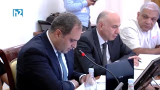 Դիմակ եք կրում, որովհետև պատվաստված մարդն էլ կարո՞ղ է վարակվել. Արա Զոհրաբյանը՝ Անահիտ Ավանեսյանին