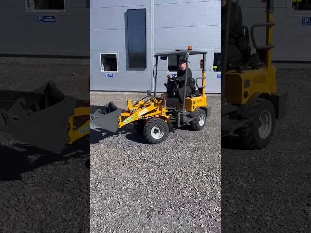 1358781 Electric wheel loader DY40 4x4 -2024