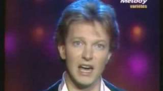 Jean Jacques Lafon - Géant De Papier - Clipe