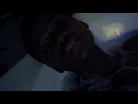 Roman Kouder x Regards Coupables "April 16th" (Episode 1)🧽🛁💙