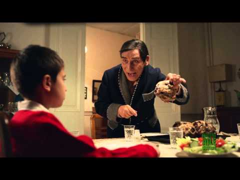 Mutlu Aile Defteri / Tuncel Kurtiz Gençleşiyor