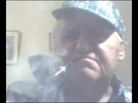 Relaxing, Smoker Stanwell, Hexagon, Pipe, with Scotland Hat; and Milonga: " Baldosa Floja ".