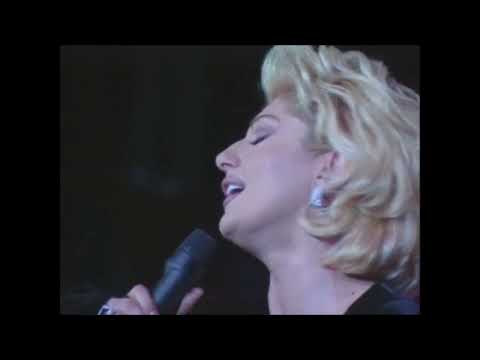 Muazzez Ersoy / Bir Şarkısın Sen (Samanyolu )