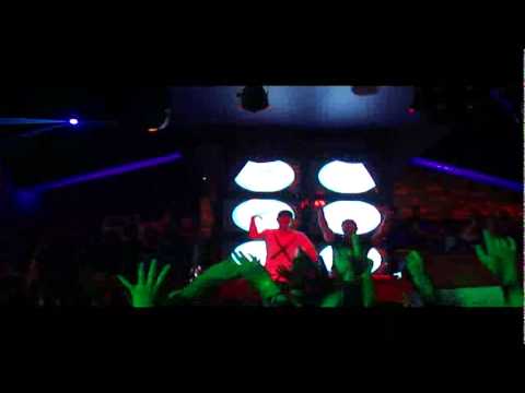 COSMIC GATE @ UP! THE CLUB, BUDAPEST playing Firewire part 1