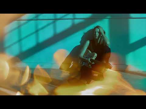 Brooke Annibale - My Favorite Part [Official Visualizer]