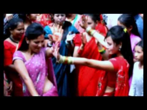 Dali nughyo charile tekera डाली नुघ्यो चरीले टेकेर - Ramji Khand & Devi Gharti Magar