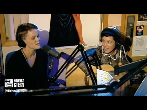 The Go-Go’s “The Whole World Lost Its Head” on the Stern Show (1994)