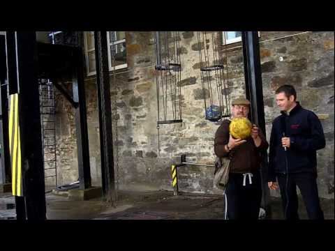 whisky review 239 2/3 - Glenfarclas draff & footballs