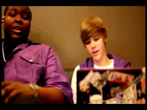 Thumbnail for Justin Bieber and Sean Kingston - Backstage of "My World" Tour 2010 by Sean Kingston