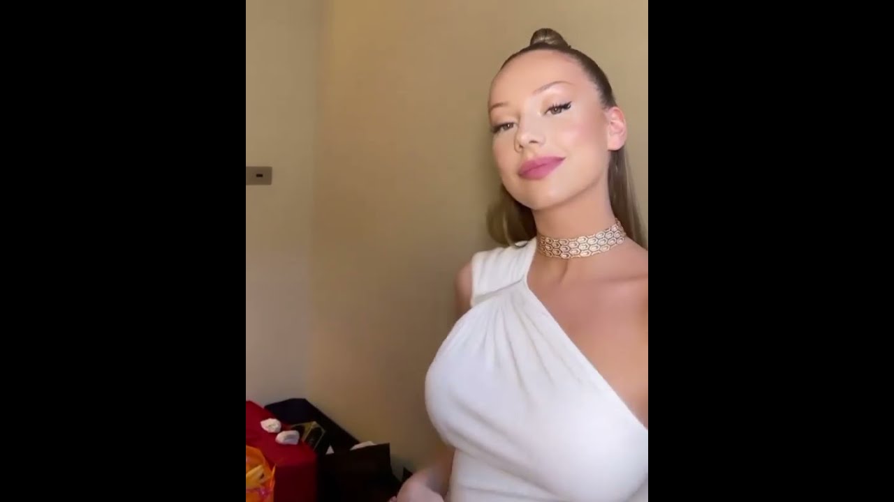 Divina!! Ester Expósito.