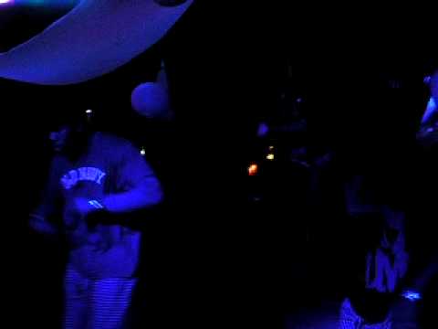 Jamillions Performing Uh Huh Produced by The Legion (Slapboyz)