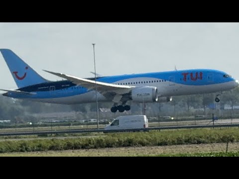 BOEING 787 DREAMLINER TUI ORANJESTAD TO AMSTERDAM LANDING SCHIPHOL AIRPORT PHTFK / OR381