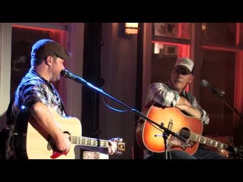 Kyle Forry performs Drinkin' My Own Tears at Songwriters in the Round