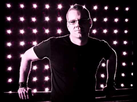 Martin Villeneuve - Late Night Sax - Zoltan Kontes Big Room mix